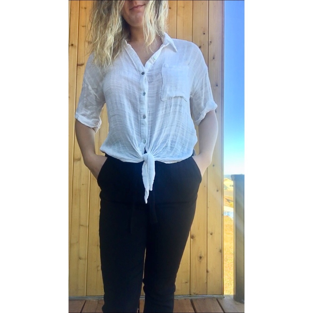 Forever 21 button down tie tee shirt